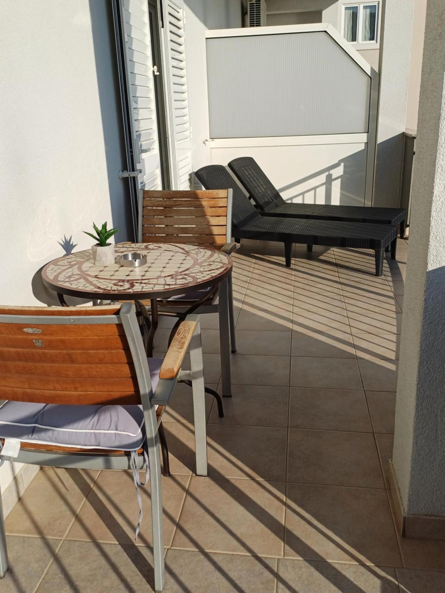 פודסטראנה Apartments Jure Miljak מראה חיצוני תמונה