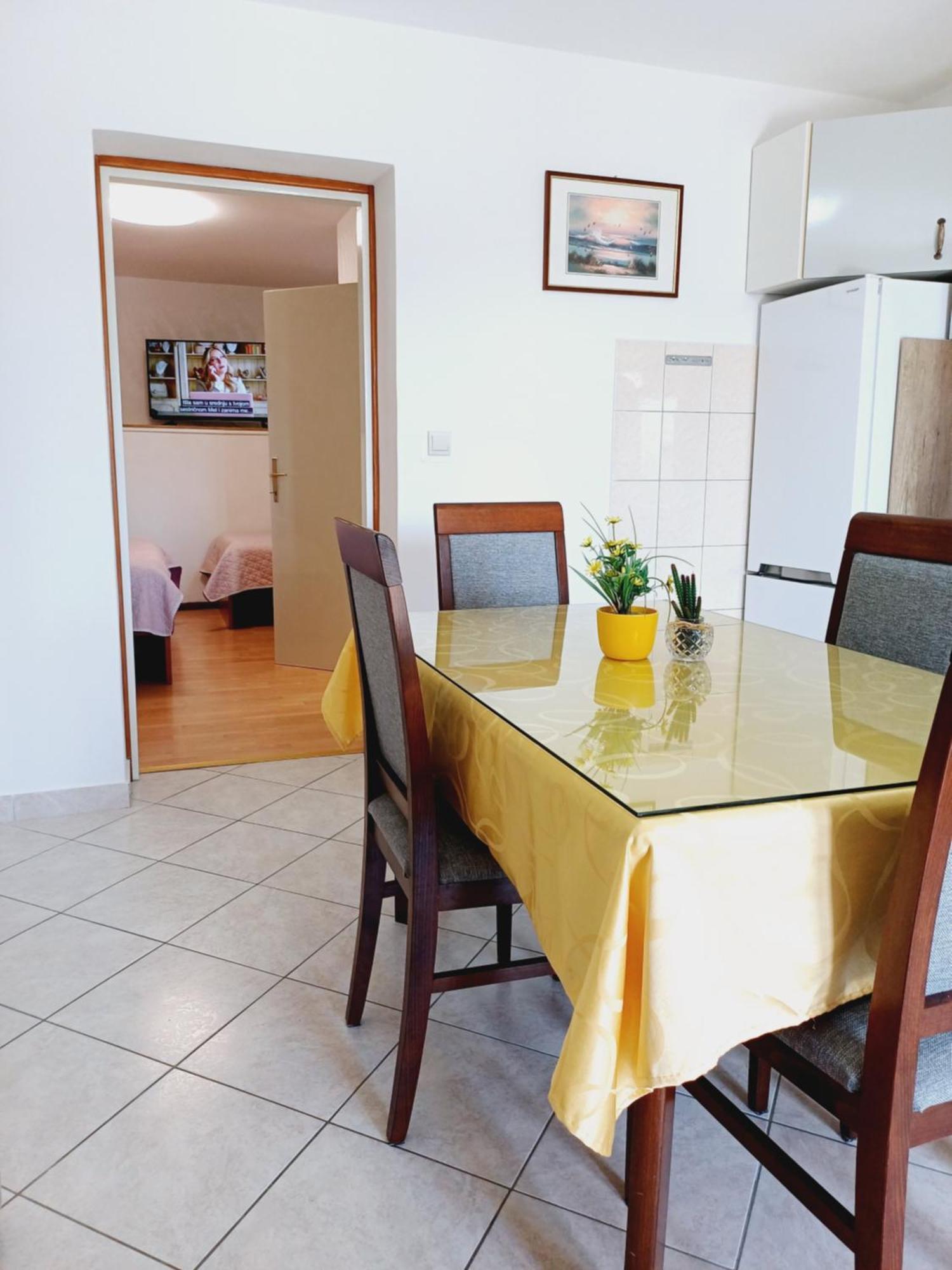 פודסטראנה Apartments Jure Miljak מראה חיצוני תמונה