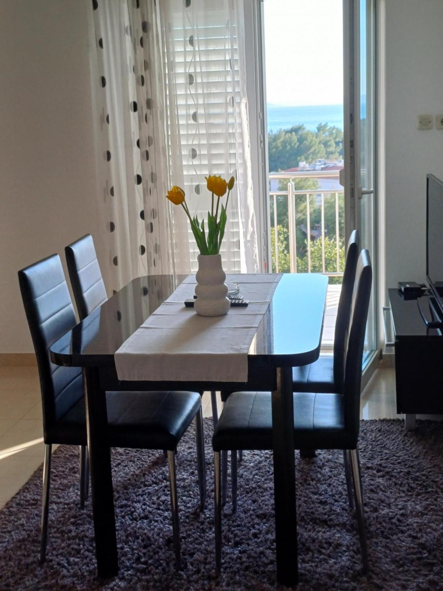 פודסטראנה Apartments Jure Miljak מראה חיצוני תמונה